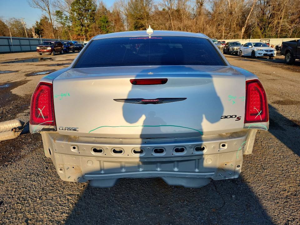 Photo 6 from auction – 2023 CHRYSLER 300 with VIN 2C3CCABG3PH538416