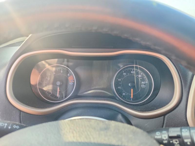 Photo 9 from auction – 2017 JEEP CHEROKEE with VIN 1C4PJMDB2HW536990