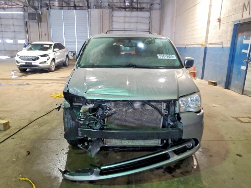 Photo 5 from auction – 2014 CHRYSLER TOWN & COU with VIN 2C4RC1CG4ER147738