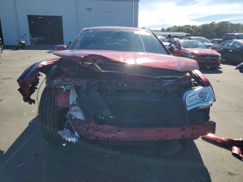 Photo 5 from auction – 2018 CHRYSLER 300 TOURIN with VIN 2C3CCARG8JH341223
