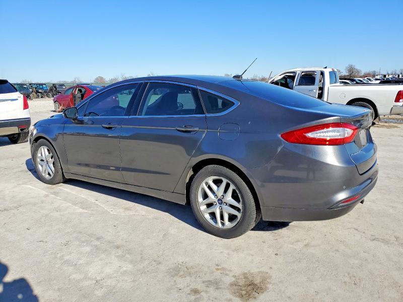 Photo 2 from auction – 2016 FORD FUSION with VIN 3FA6P0HD8GR232178
