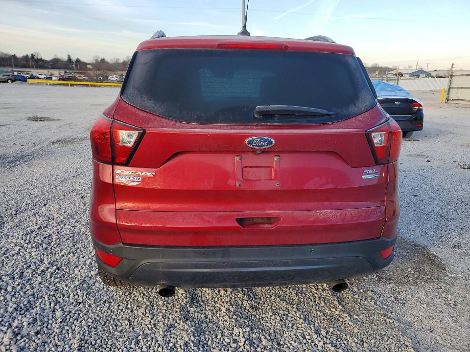 Photo 6 from auction – 2019 FORD ESCAPE SEL with VIN 1FMCU9HDXKUC49944