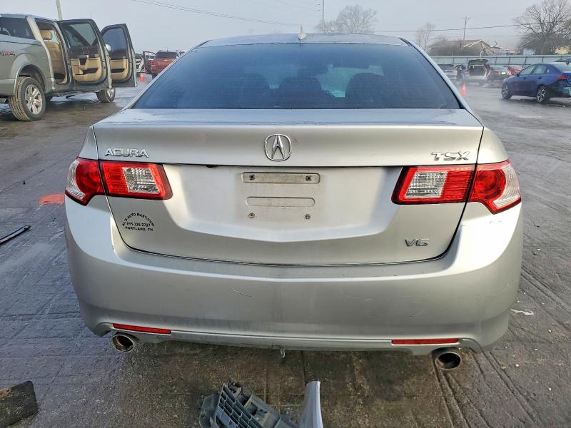 Photo 6 from auction – 2010 ACURA TSX with VIN JH4CU4F63AC001677