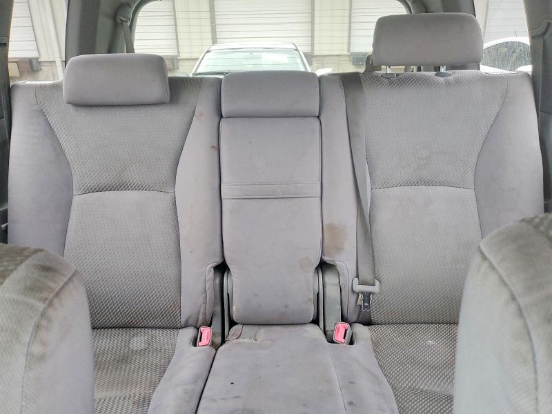 Photo 10 from auction – 2004 TOYOTA HIGHLANDER with VIN JTEEP21A940065418