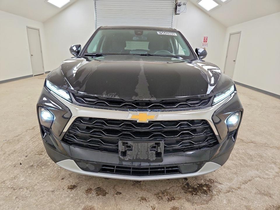 Photo 5 from auction – 2025 CHEVROLET BLAZER 2LT with VIN 3GNKBHR49SS192576