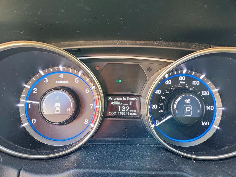 Photo 9 from auction – 2012 HYUNDAI SONATA SE with VIN 5NPEC4AC5CH399699