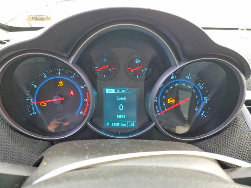 Photo 9 from auction – 2014 CHEVROLET CRUZE with VIN 1G1PE5SB2E7380218
