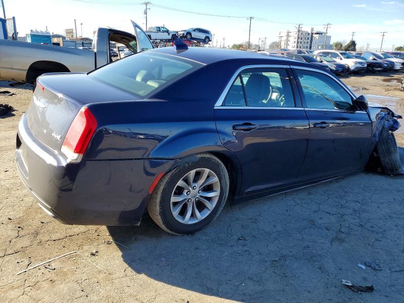 Photo 3 from auction – 2015 CHRYSLER 300 with VIN 2C3CCAAG2FH931419