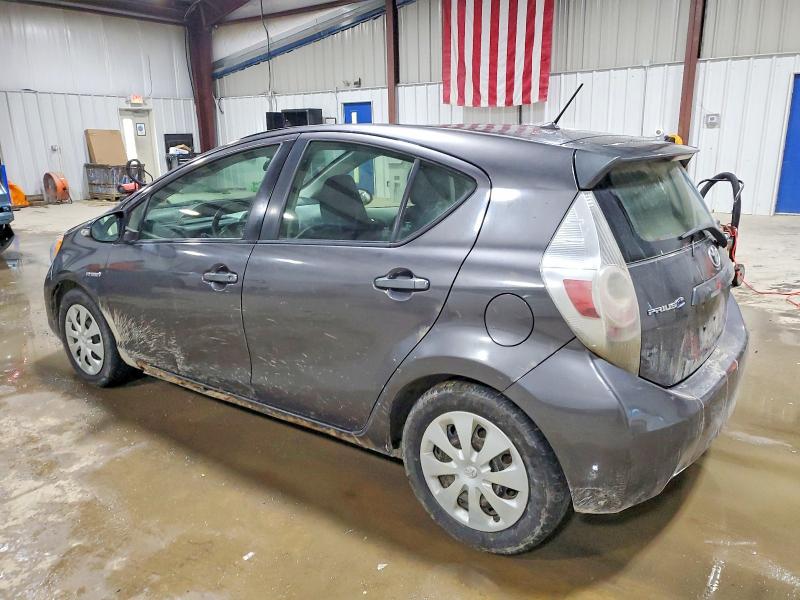 Photo 2 from auction – 2012 TOYOTA PRIUS C with VIN JTDKDTB39C1524722
