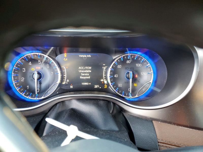 Photo 9 from auction – 2018 CHRYSLER PACIFICA with VIN 2C4RC1GG0JR182734