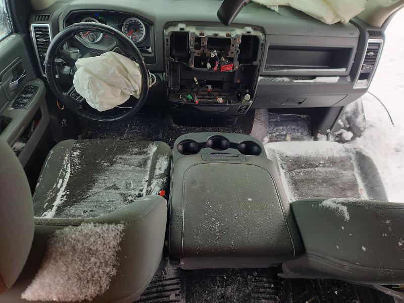 Photo 8 from auction – 2018 RAM 1500 with VIN 1C6RR7GG7JS311687