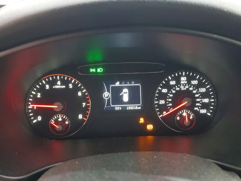 Photo 9 from auction – 2016 KIA SORENTO with VIN 5XYPG4A33GG168407