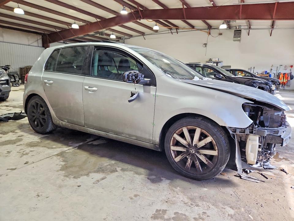 Photo 4 from auction – 2011 VOLKSWAGEN GOLF with VIN WVWDM7AJ7BW347329
