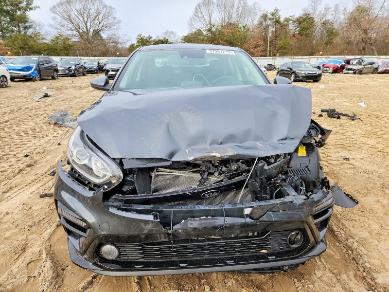 Photo 5 from auction – 2021 KIA FORTE FE with VIN 3KPF24AD7ME387947