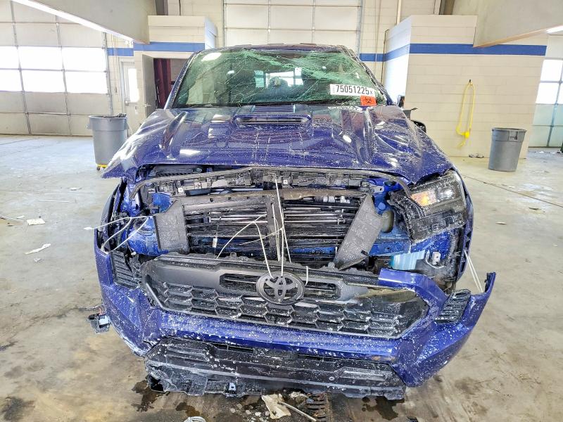 Photo 5 from auction – 2024 TOYOTA TACOMA with VIN 3TMLB5JN7RM021596