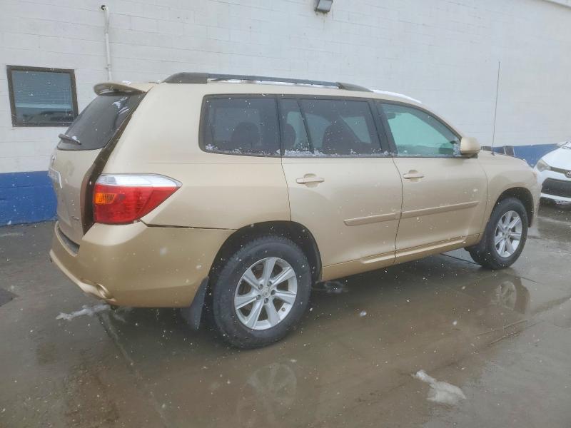 Photo 3 from auction – 2010 TOYOTA HIGHLANDER with VIN 5TDBK3EH0AS039107