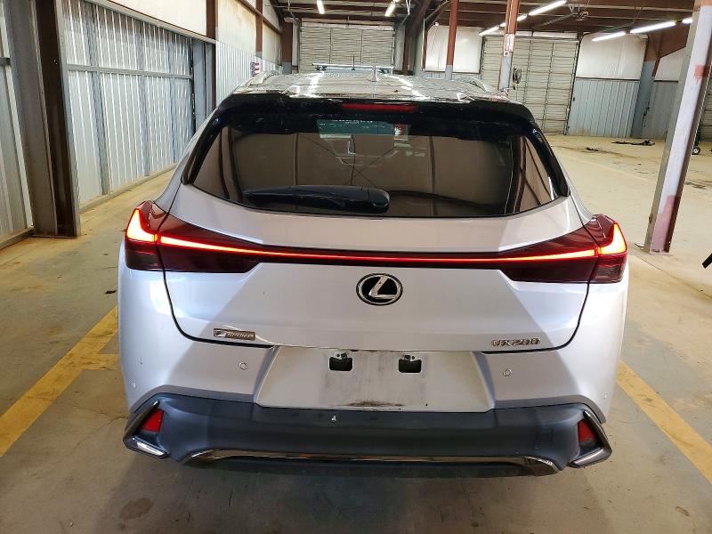 Photo 6 from auction – 2019 LEXUS UX 200 with VIN JTHY3JBH7K2012994