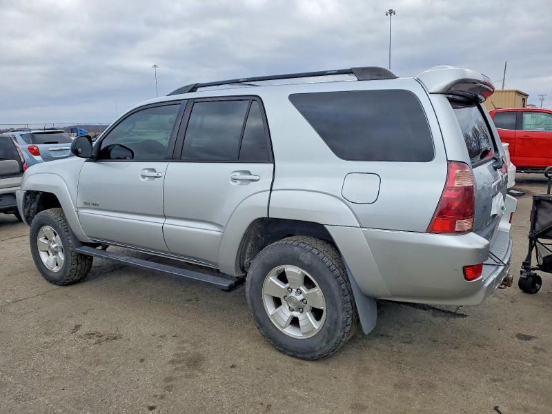 Photo 2 from auction – 2005 TOYOTA 4RUNNER SR with VIN JTEBU14RX50071513