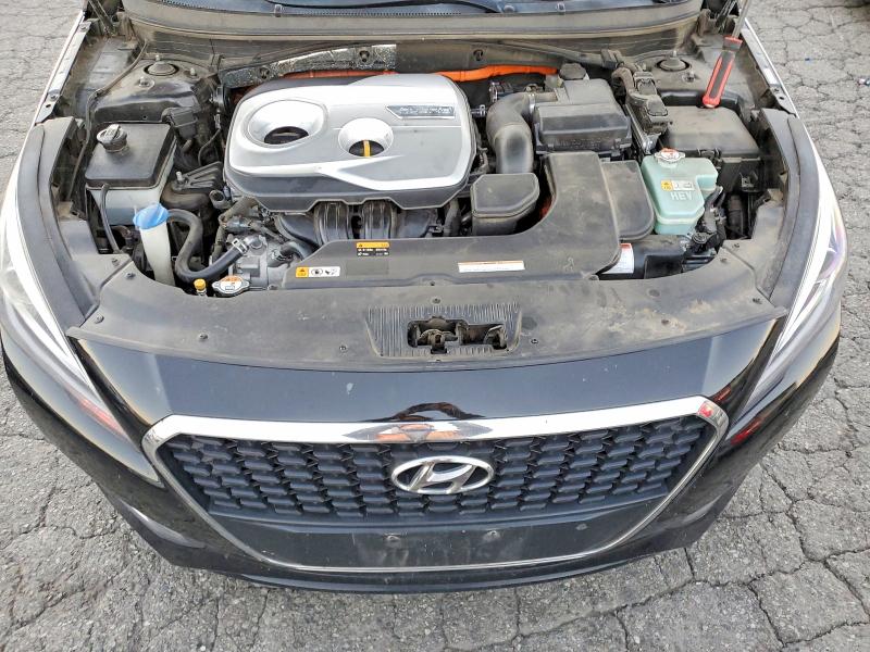 Photo 11 from auction – 2016 HYUNDAI SONATA HYB with VIN KMHE24L11GA013707