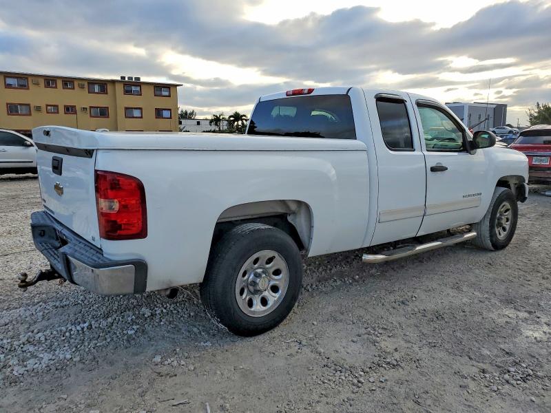 Photo 3 from auction – 2011 CHEVROLET SILVERADO with VIN 1GCRCSEA2BZ367640