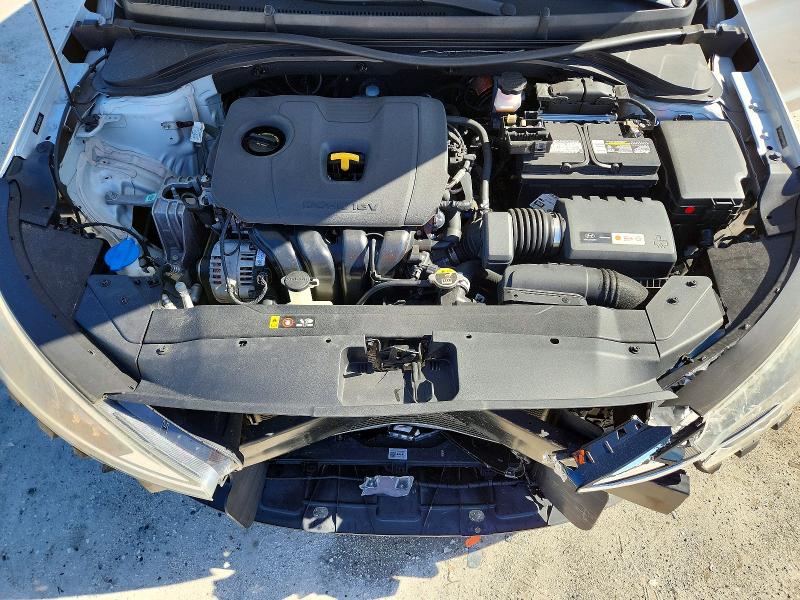 Photo 11 from auction – 2019 HYUNDAI ELANTRA SE with VIN 5NPD74LF3KH430051