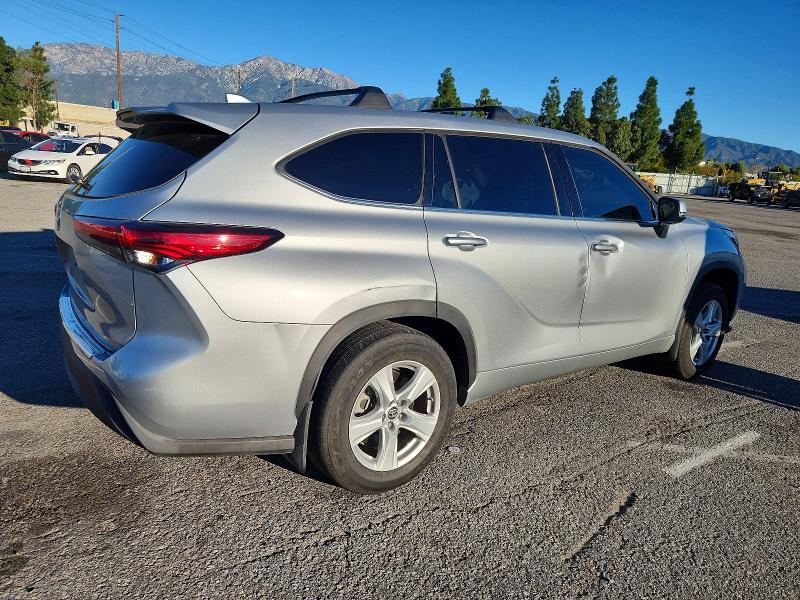 Photo 3 from auction – 2020 TOYOTA HIGHLANDER with VIN 5TDCZRAH5LS021469