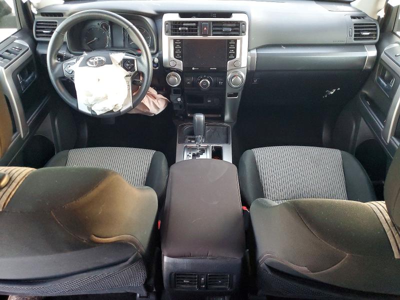 Photo 8 from auction – 2023 TOYOTA 4RUNNER with VIN JTEEU5JR0P5286705