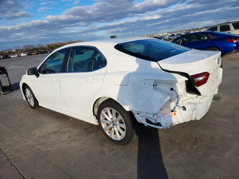 Photo 2 from auction – 2018 TOYOTA CAMRY L with VIN 4T1B11HK2JU084815
