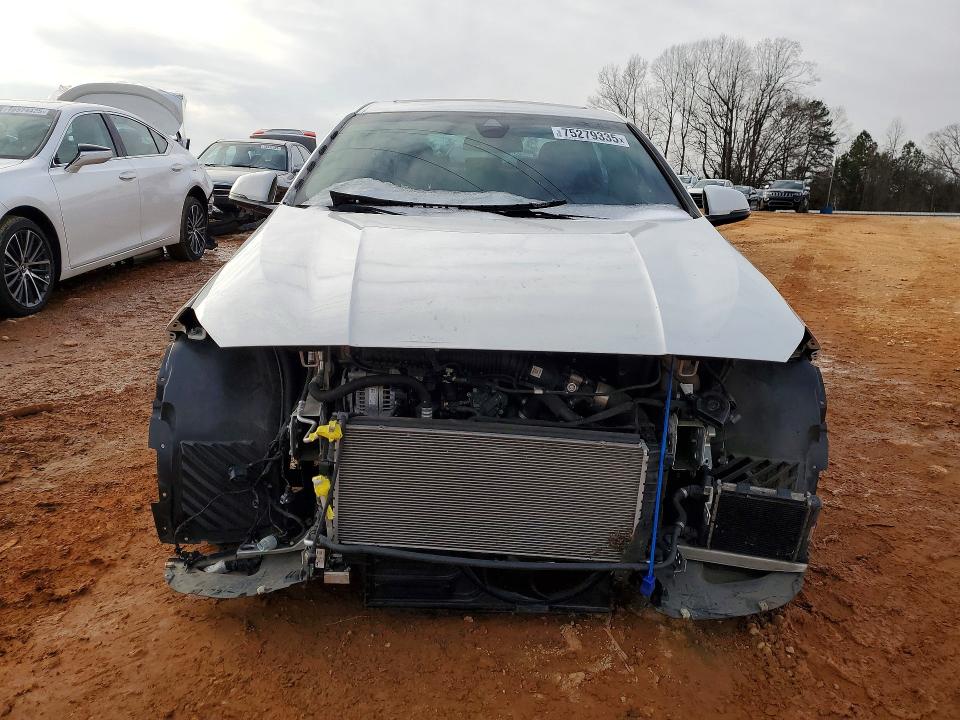 Photo 5 from auction – 2021 BMW 228XI with VIN WBA73AK09M7H09662