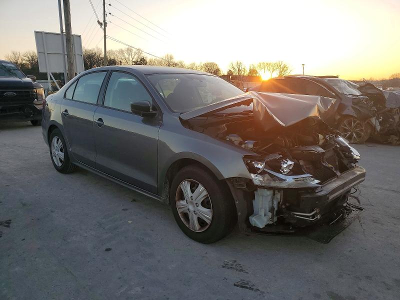 Photo 4 from auction – 2014 VOLKSWAGEN JETTA BASE with VIN 3VW2K7AJ0EM252545