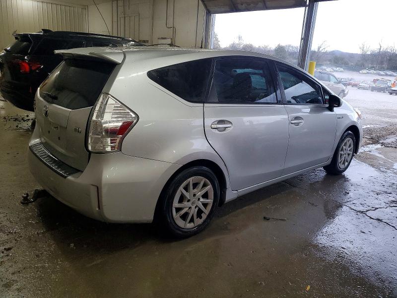 Photo 3 from auction – 2012 TOYOTA PRIUS V with VIN JTDZN3EU9C3166929