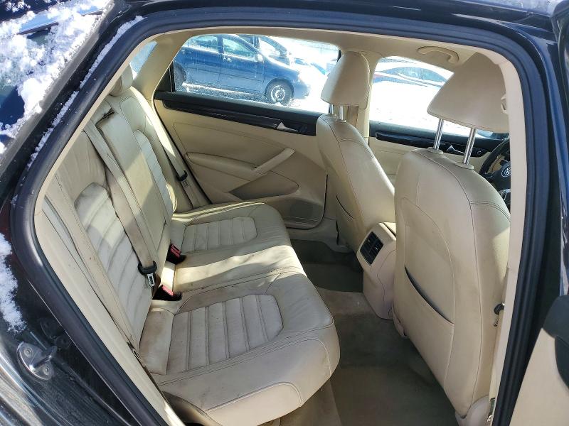 Photo 10 from auction – 2014 VOLKSWAGEN PASSAT with VIN 1VWCN7A33EC061474
