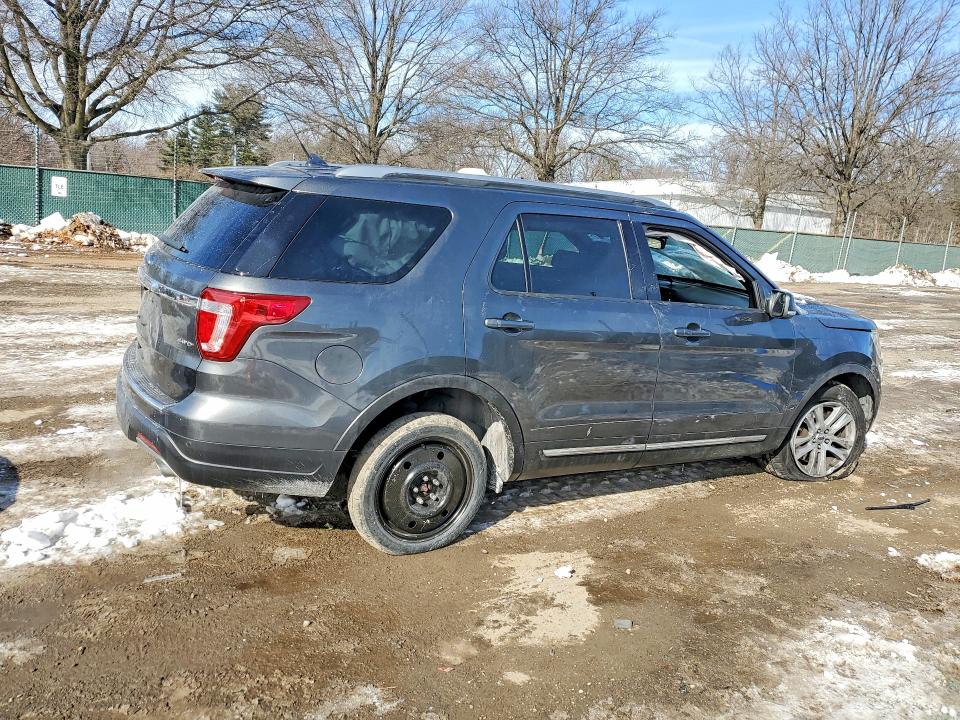 Photo 3 from auction – 2018 FORD EXPLORER with VIN 1FM5K8D83JGC89684