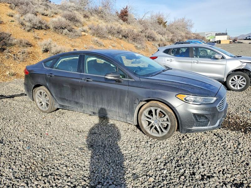 Photo 4 from auction – 2020 FORD FUSION SEL with VIN 3FA6P0CD3LR193646