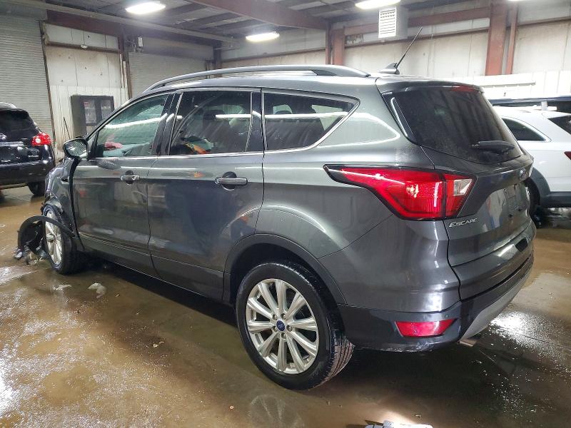 Photo 2 from auction – 2019 FORD ESCAPE SEL with VIN 1FMCU9HD0KUB22149