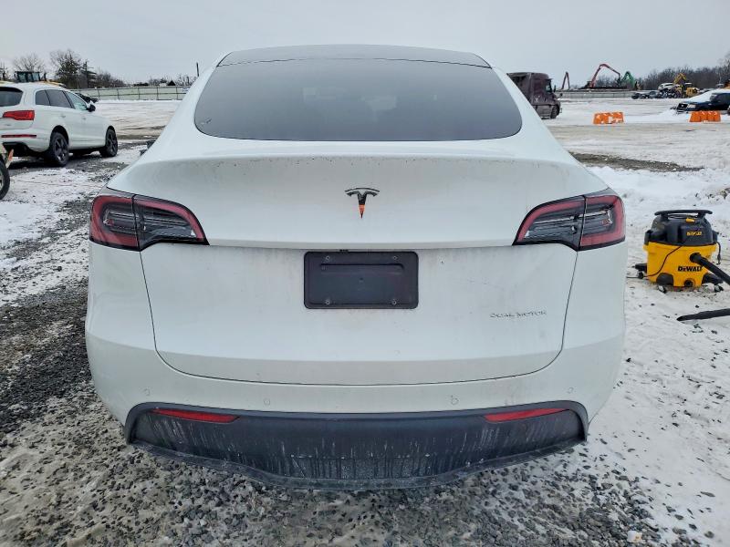 Photo 6 from auction – 2022 TESLA MODEL Y with VIN 7SAYGDEE7NF311253