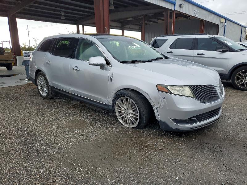 Photo 4 from auction – 2014 LINCOLN MKT with VIN 2LMHJ5AT2EBL50838