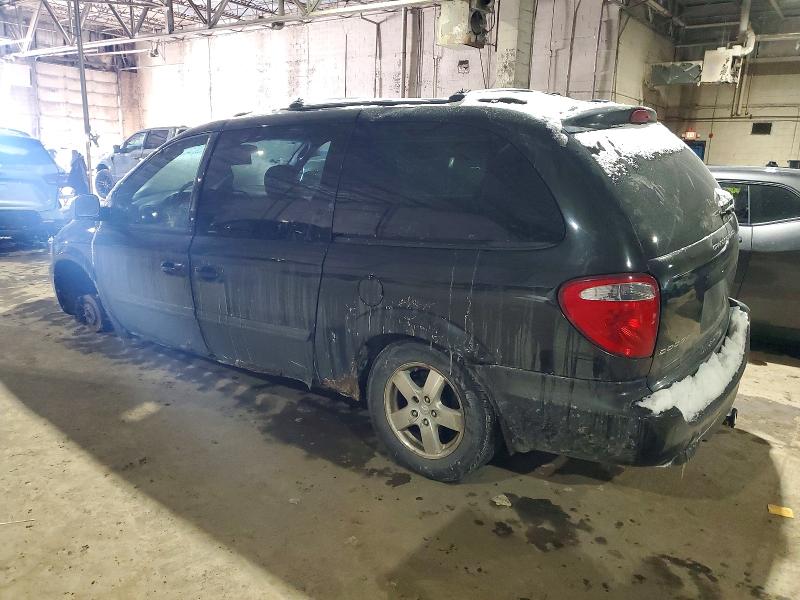 Photo 2 from auction – 2005 DODGE GRAND CARA with VIN 2D4GP44L05R153841