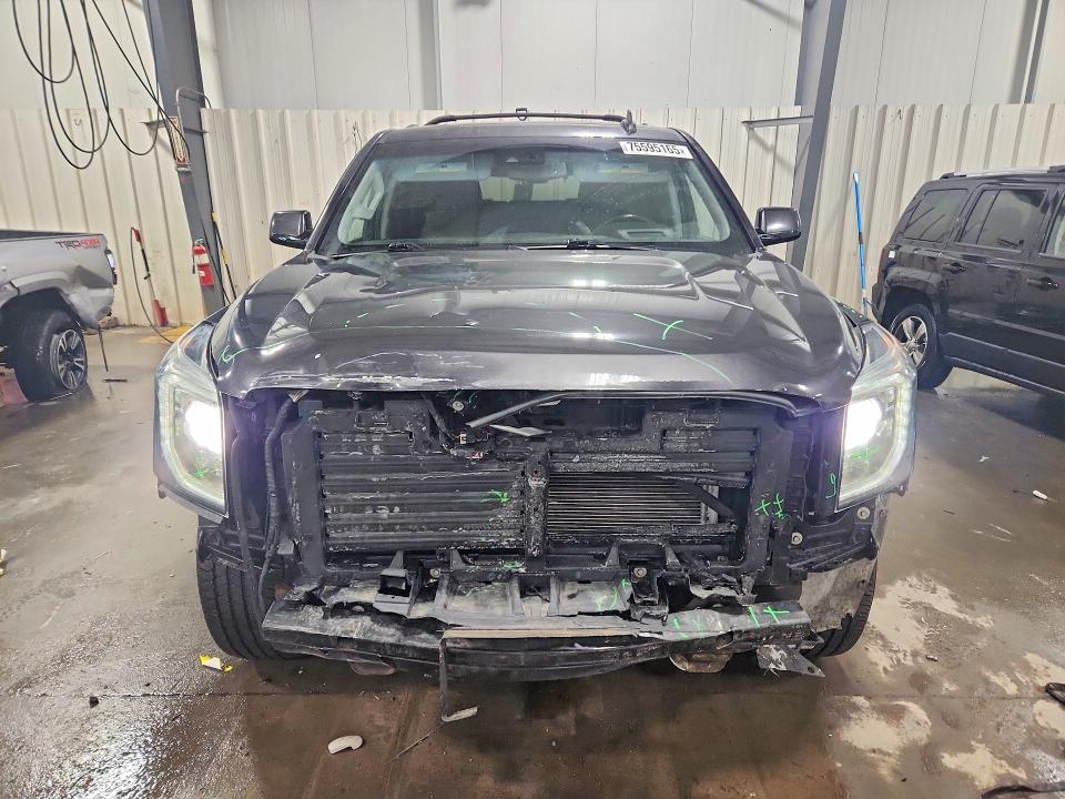 Photo 5 from auction – 2018 GMC YUKON with VIN 1GKS2CKJXJR196394