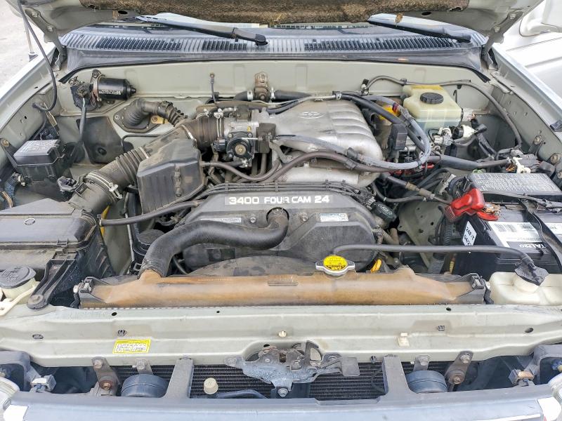 Photo 12 from auction – 2001 TOYOTA 4RUNNER LI with VIN JT3GN87R710190081