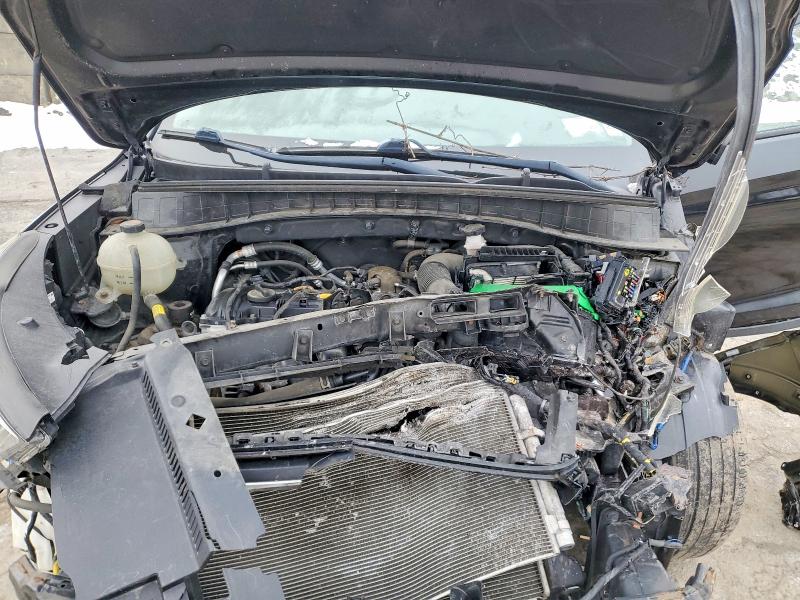Photo 12 from auction – 2017 HYUNDAI TUCSON LIM with VIN KM8J3CA4XHU575592