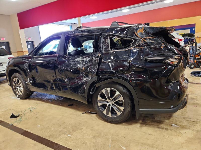 Photo 2 from auction – 2024 TOYOTA HIGHLANDER with VIN 5TDKDRBH0RS571731