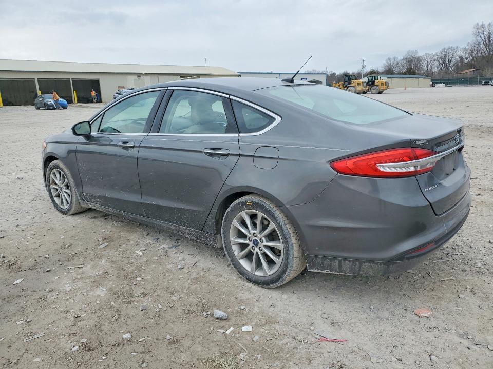 Photo 2 from auction – 2017 FORD FUSION with VIN 3FA6P0HD5HR124392