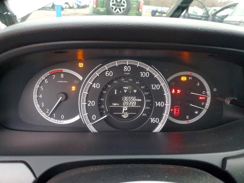 Photo 9 from auction – 2015 HONDA ACCORD with VIN 1HGCR2F38FA031582