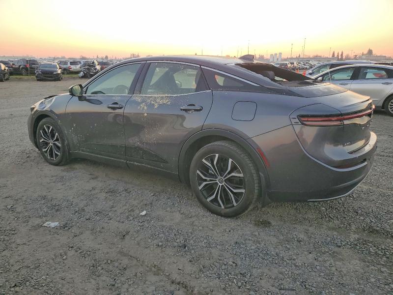 Photo 2 from auction – 2023 TOYOTA CROWN XLE with VIN JTDAAAAF2P3009771