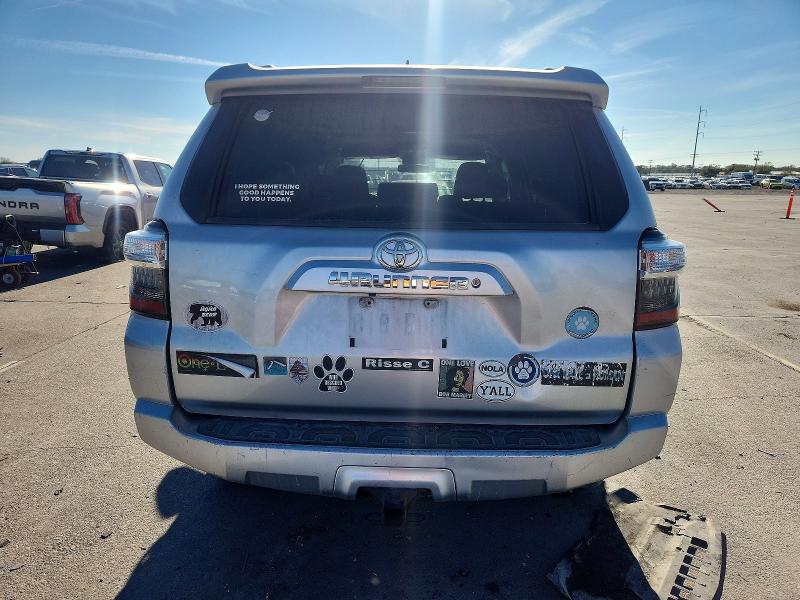 Photo 6 from auction – 2016 TOYOTA 4RUNNER with VIN JTEZU5JR8G5138769