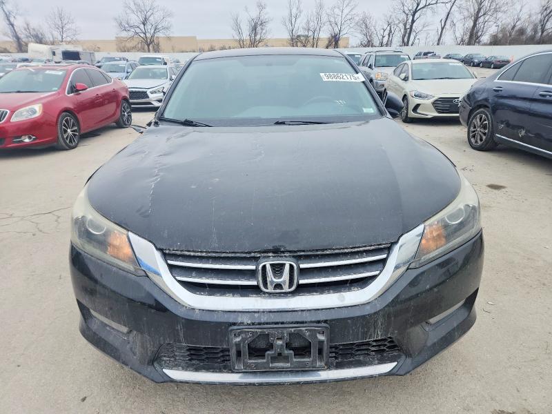 Photo 5 from auction – 2014 HONDA ACCORD with VIN 1HGCR2F53EA046569