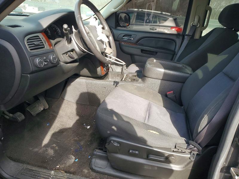 Photo 7 from auction – 2011 CHEVROLET SUBURBAN K with VIN 1GNSKHE37BR219404