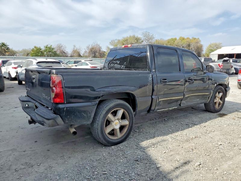 Photo 3 from auction – 2005 CHEVROLET SILVERADO with VIN 2GCEC13T651106294