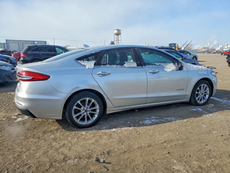 Photo 3 from auction – 2019 FORD FUSION SE with VIN 3FA6P0LU2KR272272